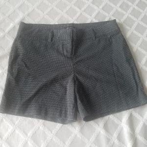 Limited Dress Shorts, Size 8. See other listings.